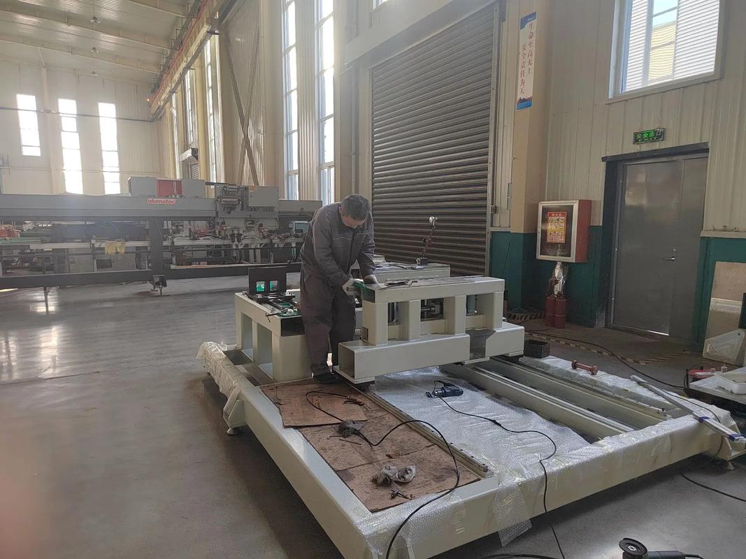 门窗加工设备与铝材 小小实力的大展现
